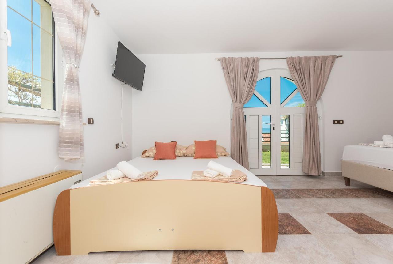 Villa Bozica - Sea View Stone Villa With Free Parking Makarska Exterior photo